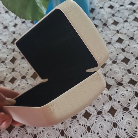 Versace Case for sunglasses - Picture 3 of 5